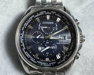 CITIZEN ECO-DRIVE LIMITED EDITION WORLD SOLAR TIME WATCH