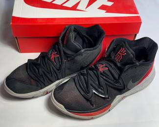 NIKE KYRIE 5 "BRED" AND PURE PLATINUM SNEAKERS SIZE 9