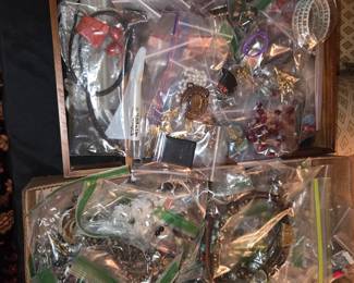 Lots of Jewlery