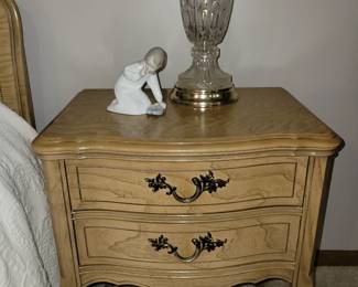 Night stand
