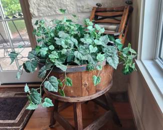 Antique Wash/laundry stand