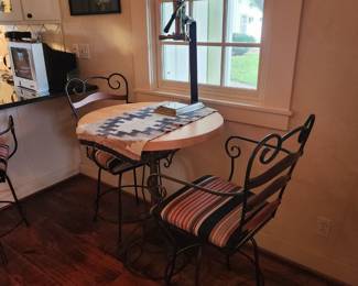 Small dining pub table w 4 swivel chairs