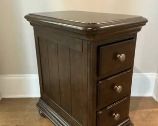 Haverty Chair Side Table