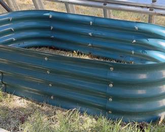 Garden bed