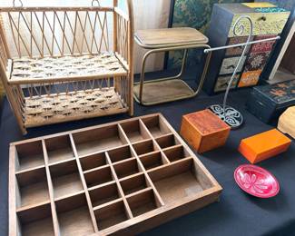 Storage/display items