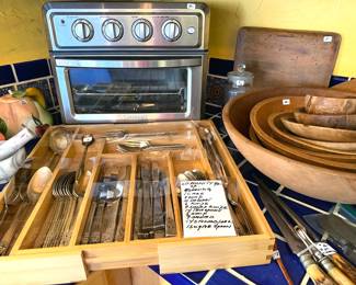 Onedia Community Coronation silverware,  Cusinart toaster oven, wooden bowls