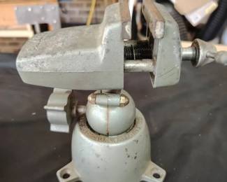 PanaVise Bench Vise 