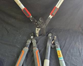 Lot Of 3 Garden Loppers