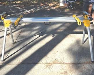  06 Dewalt DW723 Heavy Duty Miter Saw Stand With Attachments 