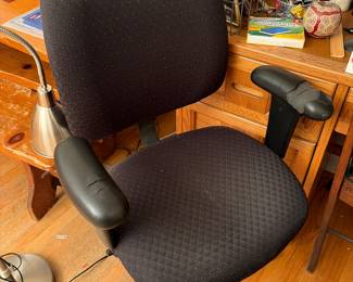 Desk chair