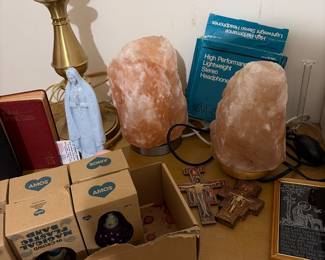 Salt healing lights