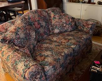 Lovevseat