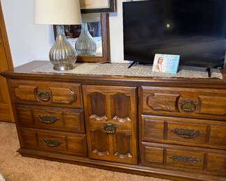 Roomy dresser