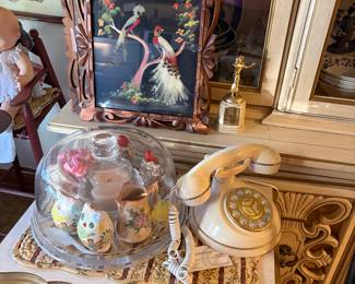 Just look at all the vintage fun in one picture!