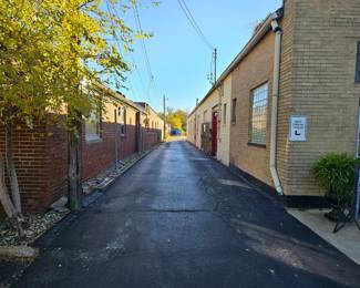 Entrance to sale down one way alley