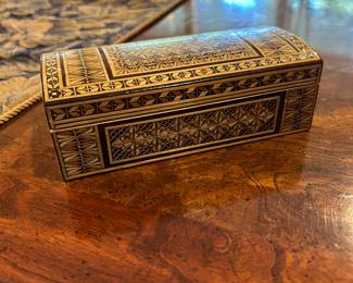 Trinket / storage boxes