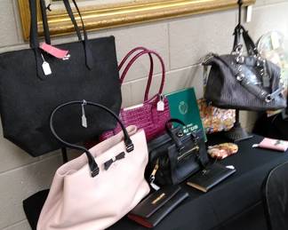 Fashion handbags