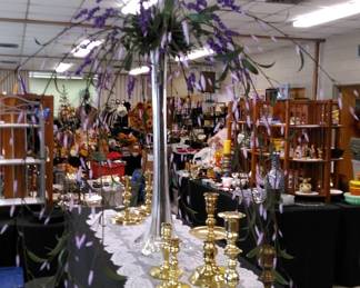 Baldwin and Virginia Metal Crafters Brass, Silk floral arrangement