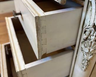 1915 New Orleans 7 pcs bedroom set
$1,800.00. Set Bed, side table, chest, vanity, desk, chair & rocker