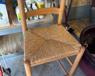 Bar stool w woven seat $25.00