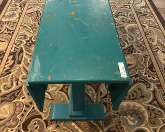Drop leaf table $100.00
36.25”w 60”L 29”t