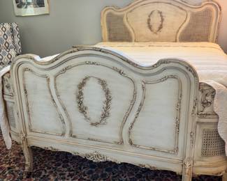 1915 New Orleans 7 pcs bedroom set
$1,800.00. Set Bed, side table, chest, vanity, desk, chair & rocker