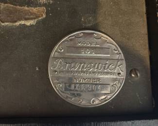 Brunswick model #101 phonograph
$125.00