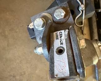Center Line weight distributor