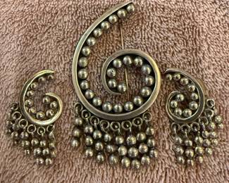 Vintage brooch and matching earrings