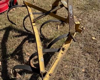 Cultivator 3 point hitch