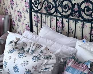 Iron bed frame/queen