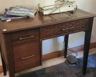 Vintage Singer Sewing Machine