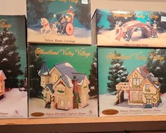 Heartland Valley Village, Lighted Houses, Carriage and Bridge.