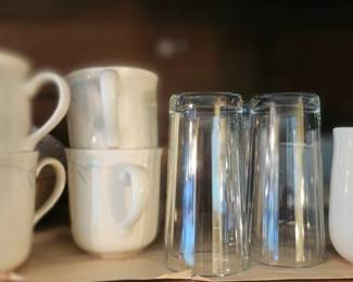 Vintage Corelle by Corning Ware "Windflower" Set w/Plates, Bowls, Platters.