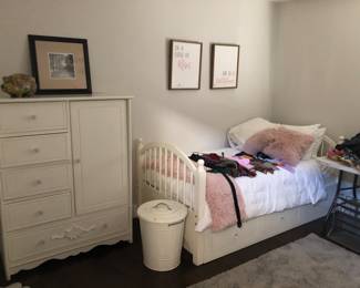 Twin bed
