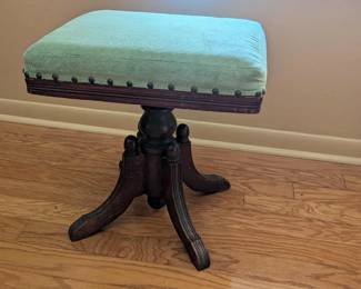 piano stool