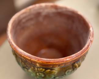 Majolica Cachepot. Photo 2 of 3.