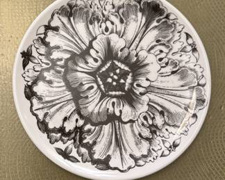 Rosanna Set of 8 Melamine Salad Plates & Dinner Plates.