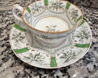 Set of 8 Teacup & Saucers. Photo 1 of 2.
