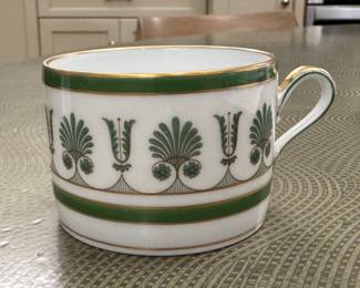 Richard Ginori Pamette Smerado (Emerald) China. 5-Piece Place Setting for 12 -- Only Cup & Saucer and Salad Plates Pictured. Photo 1 of 5.