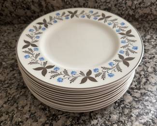 Wedgwood 3623 Bone China -- 5 Piece Place Setting for 12. Only Dinner Plates Pictured. Photo 2 of 4.