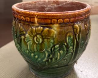 Majolica Cachepot. Photo 1 of 3.