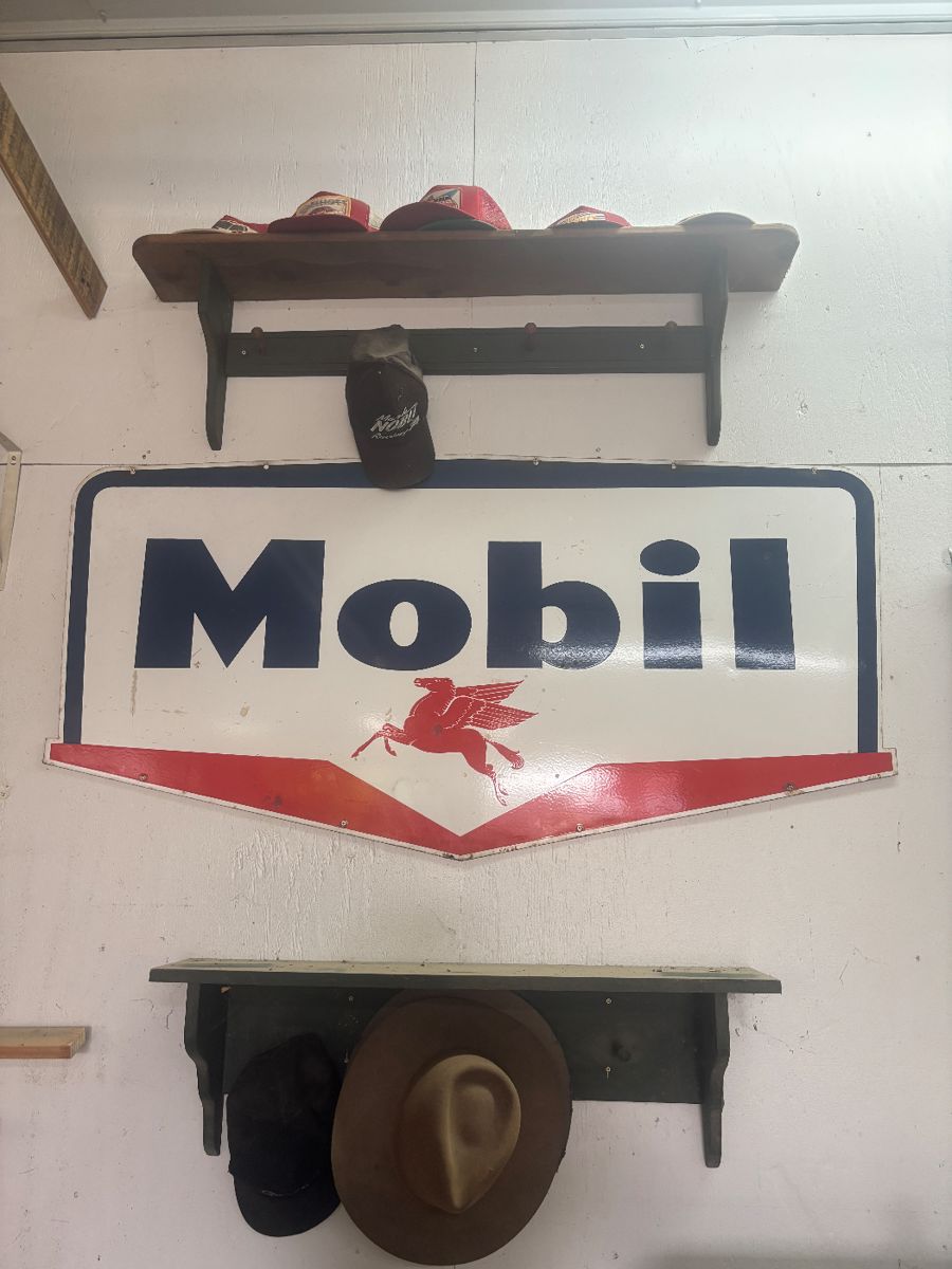 Doublesided Mobil Oil Sign