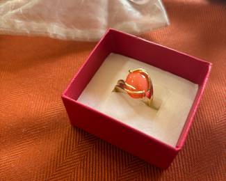 14kt Coral Ring