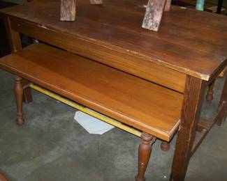 Table w/ benches