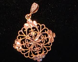 14K pendant