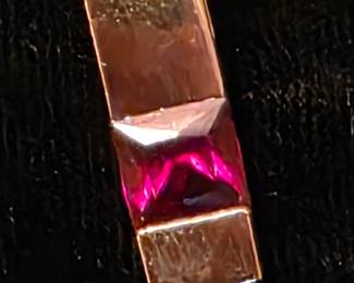 14K pendant