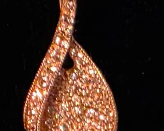 14K pendant with Diamonds