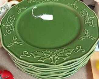 Disney set of heavy duty plates