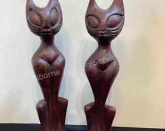 Teak cats